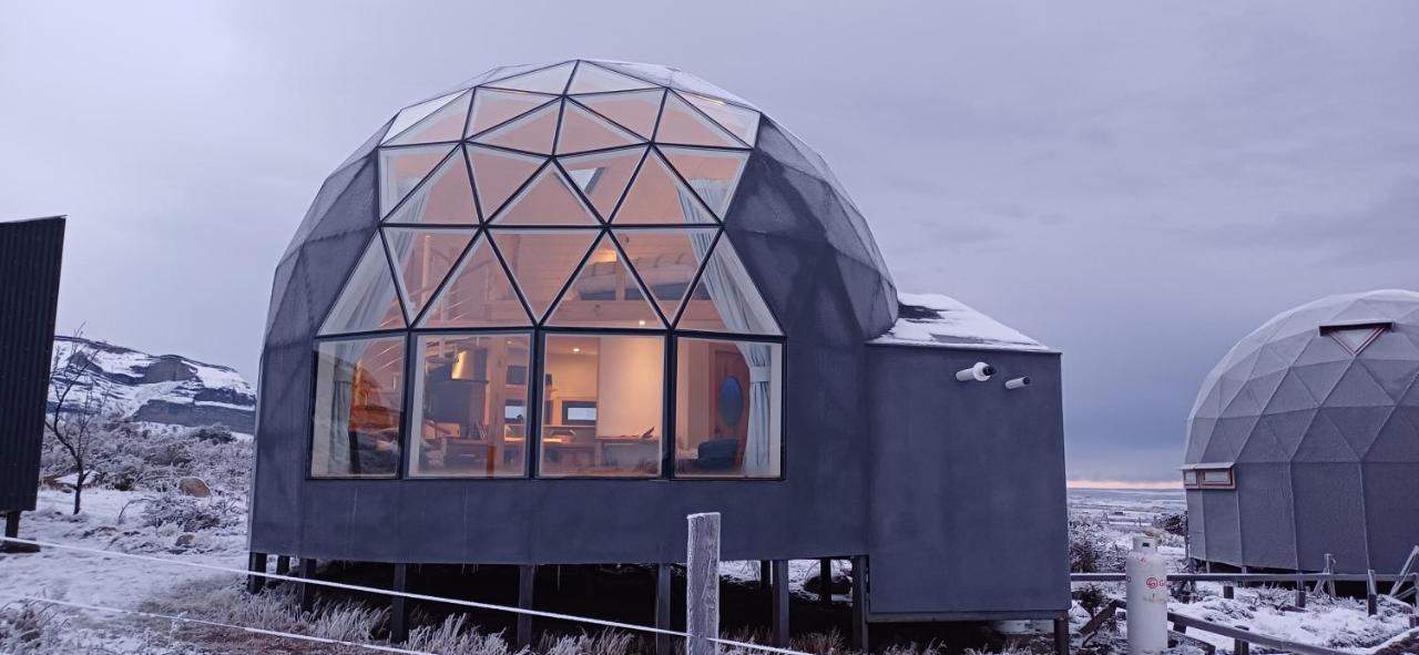 Dome With Stunning Glacier & Mountain Views Puerto Natales Exteriör bild