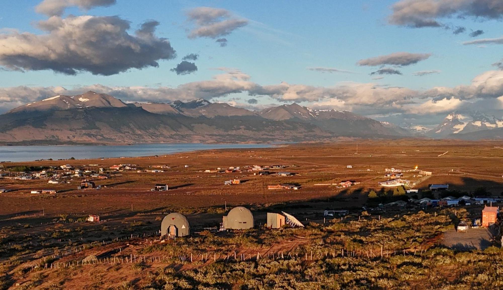 Dome With Stunning Glacier & Mountain Views Puerto Natales Exteriör bild